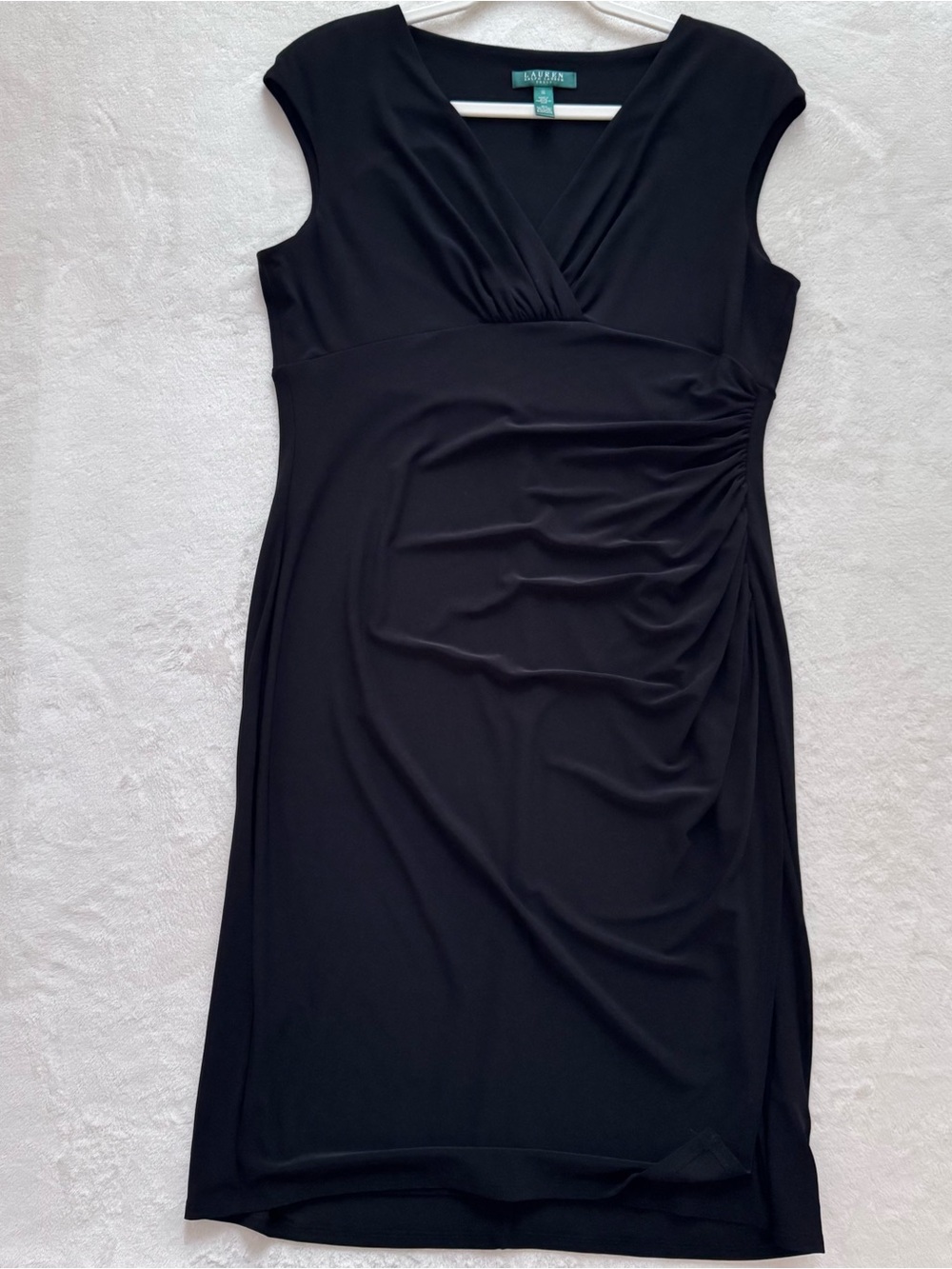 Lauren Ralph Lauren Black V-Neck Ruched Sheath Dress